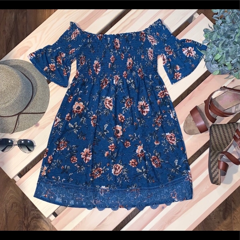 Off the Shoulder Floral Tunic
